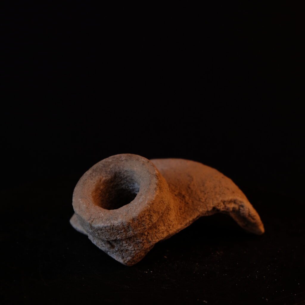 Terrakotta-Scherbe